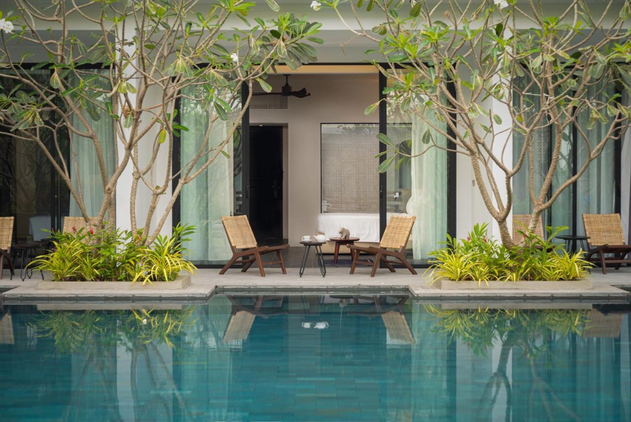 Eightfold Urban Resort Siem Reap Luaran gambar The pool at the hotel