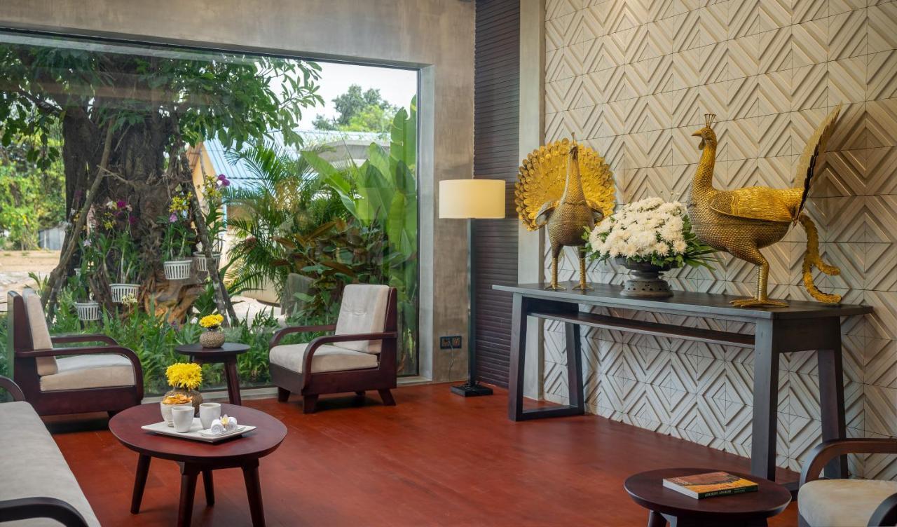 Eightfold Urban Resort Siem Reap Luaran gambar The lobby of the hotel