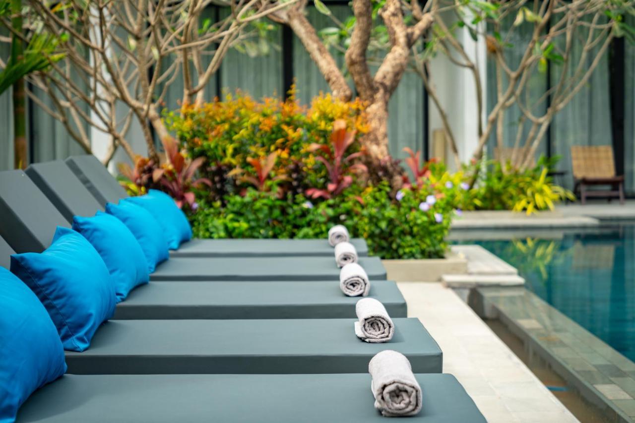 Eightfold Urban Resort Siem Reap Luaran gambar Pool at the hotel