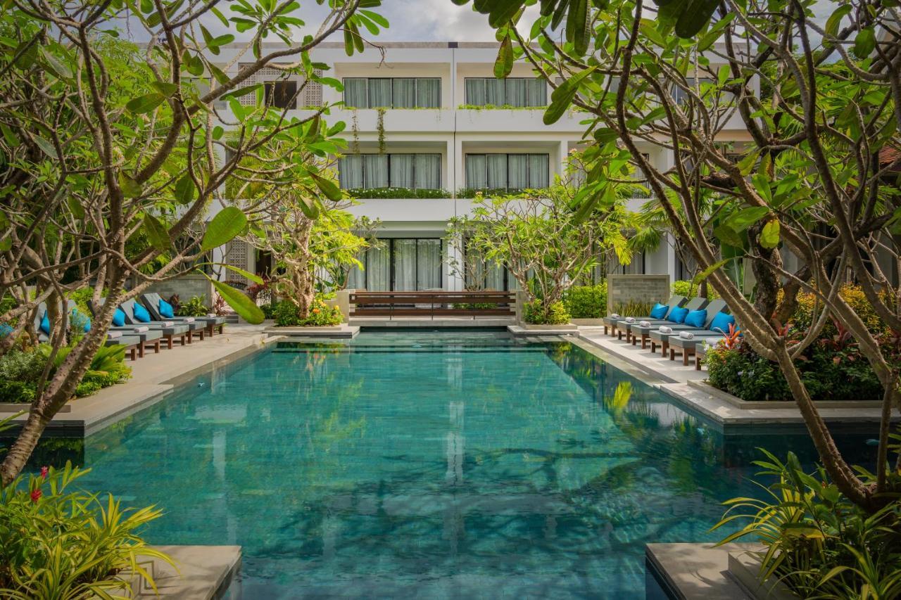 Eightfold Urban Resort Siem Reap Luaran gambar The hotel's swimming pool