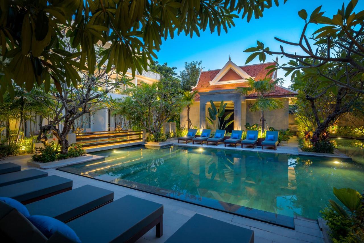 Eightfold Urban Resort Siem Reap Luaran gambar The hotel's swimming pool
