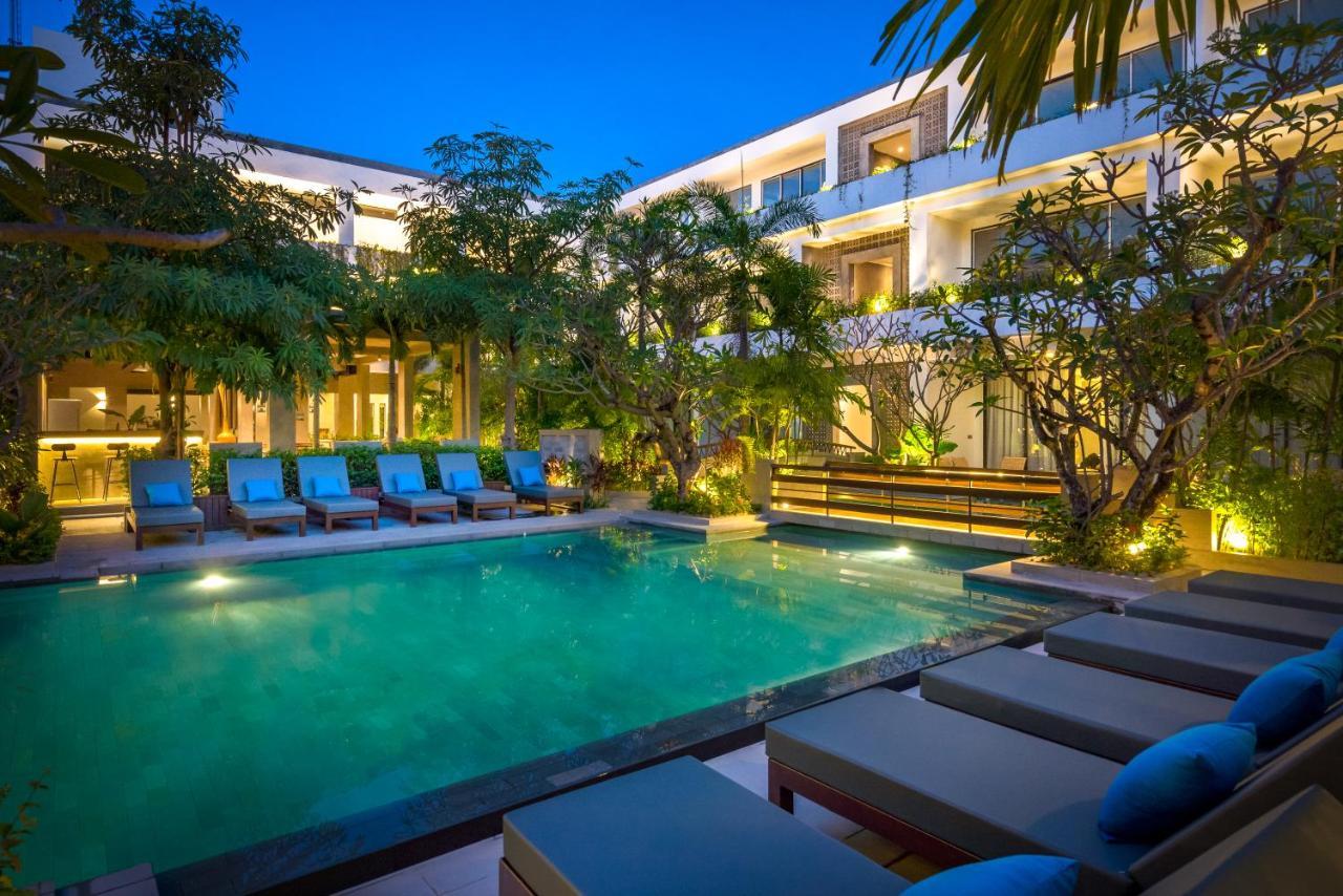 Eightfold Urban Resort Siem Reap Luaran gambar The hotel's pool