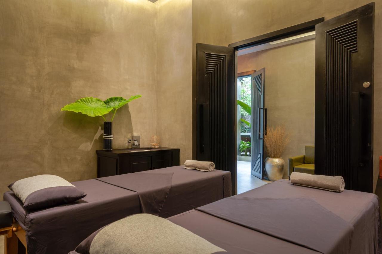 Eightfold Urban Resort Siem Reap Luaran gambar A spa in Vietnam