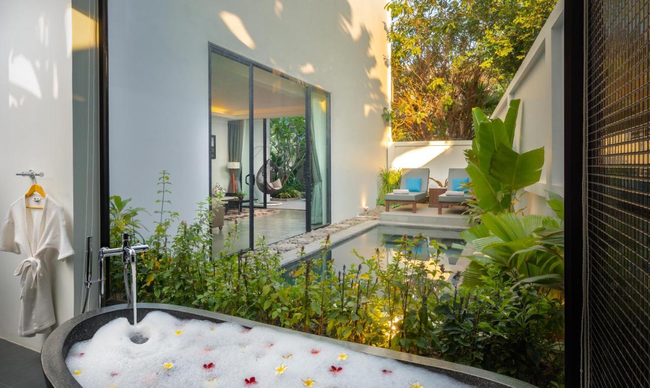 Eightfold Urban Resort Siem Reap Luaran gambar A private spa at a hotel