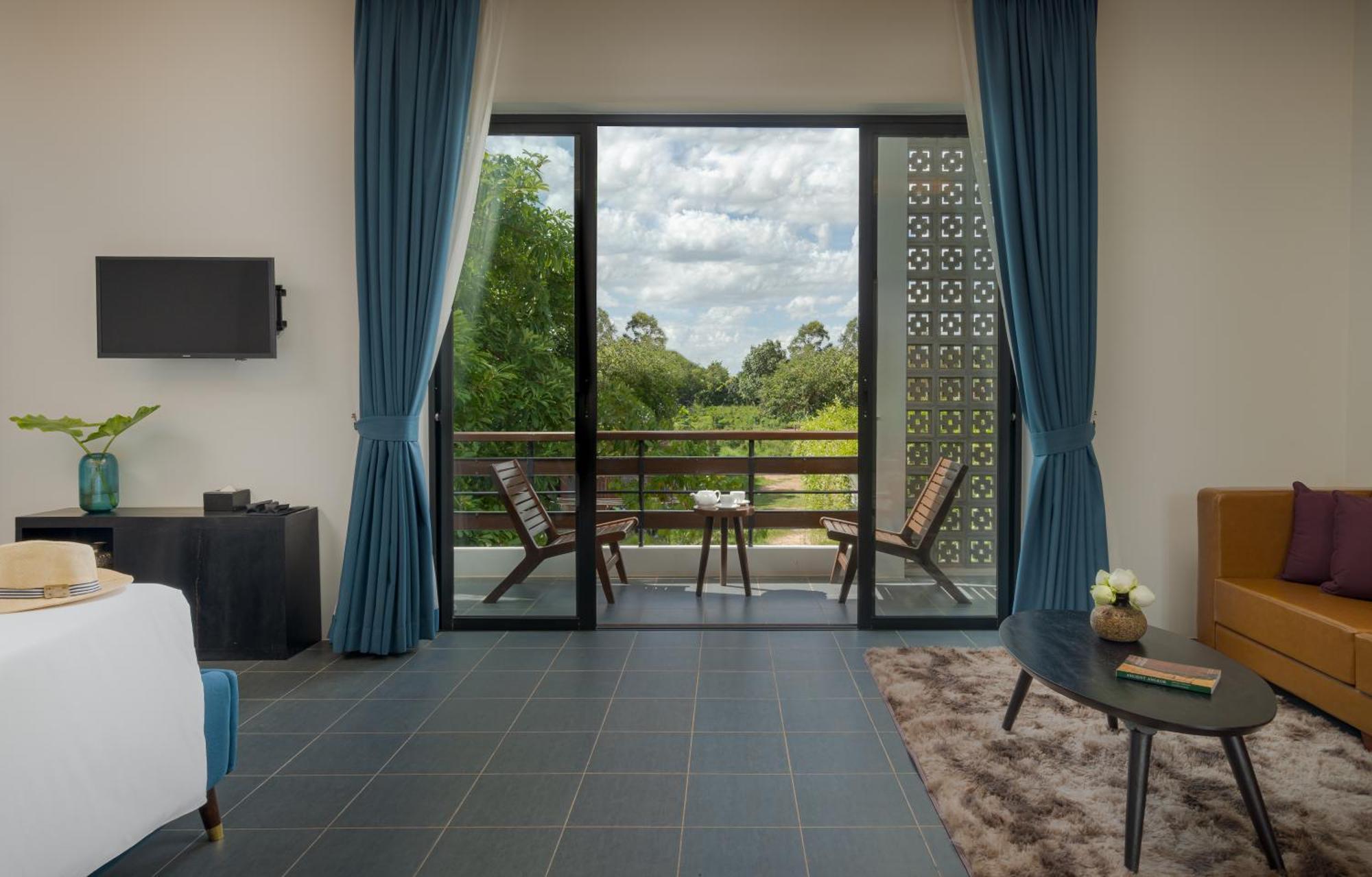 Eightfold Urban Resort Siem Reap Bilik gambar Deluxe Room with private balcony