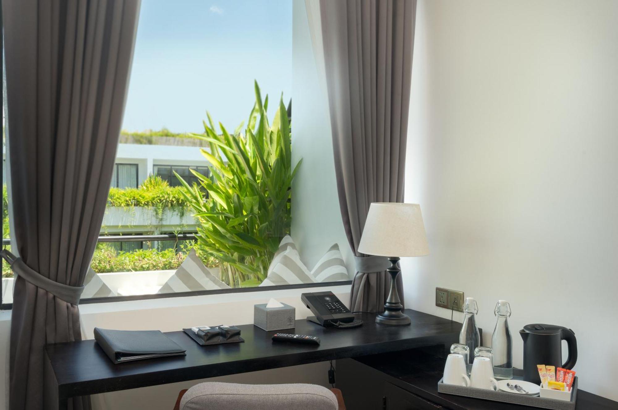 Eightfold Urban Resort Siem Reap Luaran gambar A room at the hotel